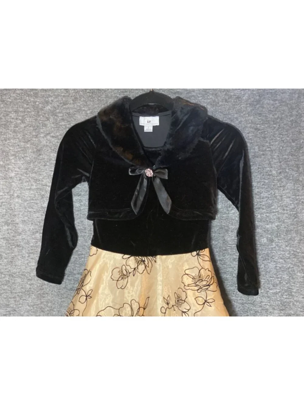 Girl 7 IZ Byer Black Velvet Collar Gold Sparkle Floral California Holiday Dress